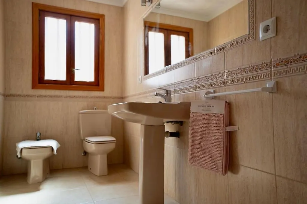 Villa Marta, A Fantastic Holiday Home By The Sea Santa Ponsa 0*,  España
